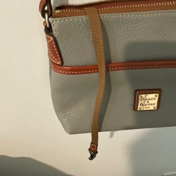 Dooney and Burke Pebble Grain Crossbody with Adjustable Strap pebble-gra… - Picture 10 of 15